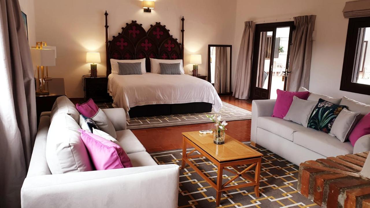 La Roca Rara - 8 Bedroom *